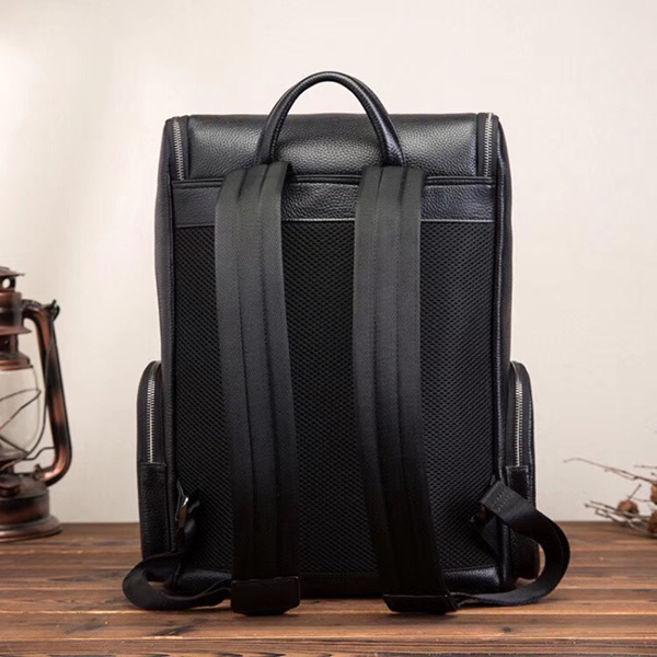 スーパーコピーブランドバッグ背面デザイン